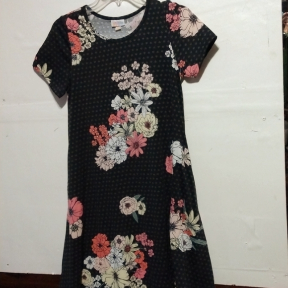 LuluRoe Dresses & Skirts - LuluRoe floral dress XXS